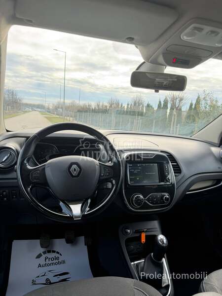 Renault Captur REZERVISA