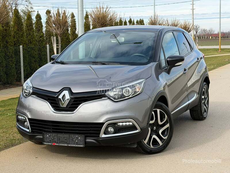Renault Captur REZERVISA