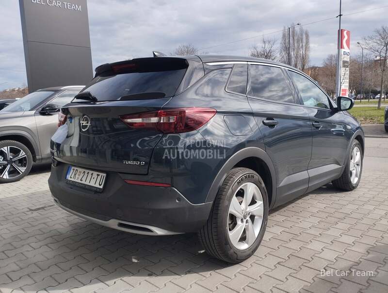 Opel Grandland 
