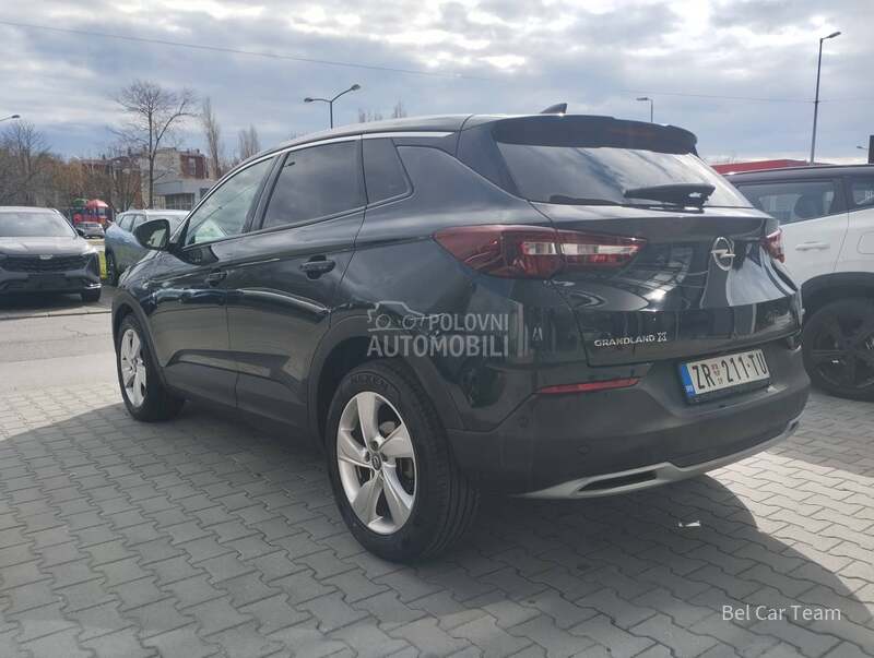 Opel Grandland 