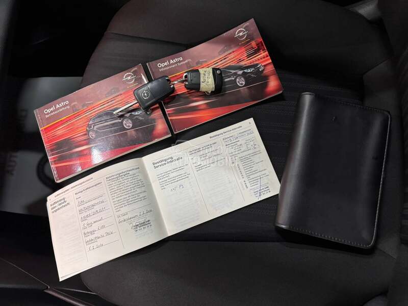 Opel Astra J 1.6B CH