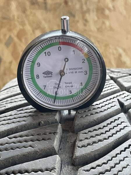 Goodyear 245/40 R18 Zimska