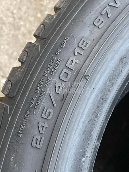 Goodyear 245/40 R18 Zimska