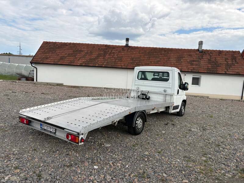 Peugeot boxer
