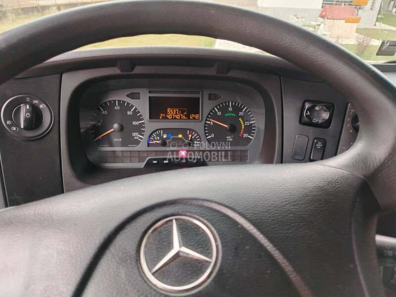 Mercedes Benz atego822