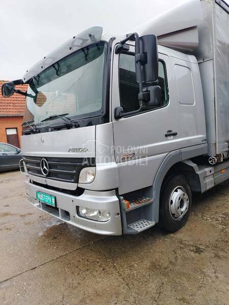 Mercedes Benz atego822