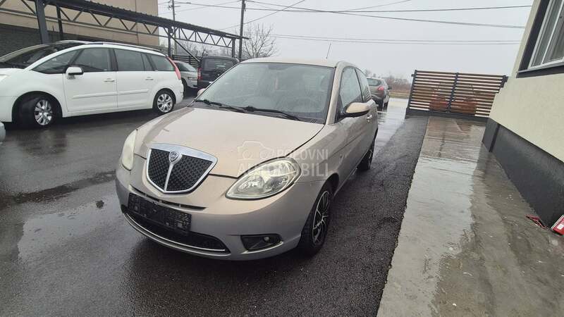 Lancia Ypsilon 1.4TNG