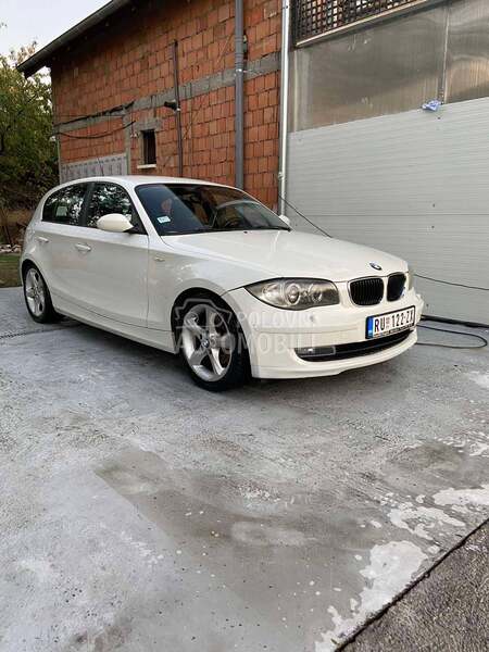 BMW Serija 3 e90 -  kompletan auto u delovima