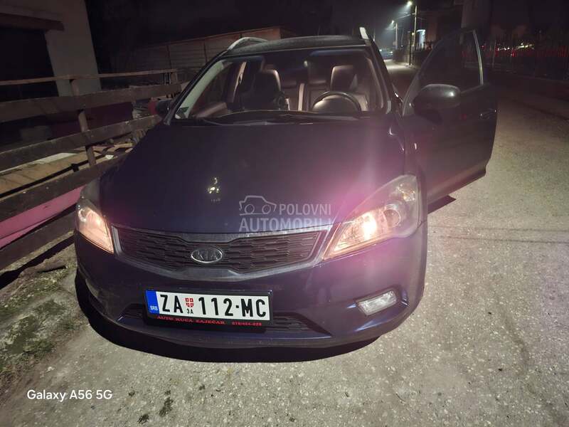 Kia cee`d sw 