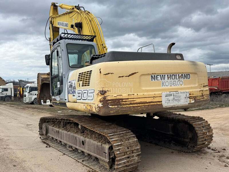 New Holland E305