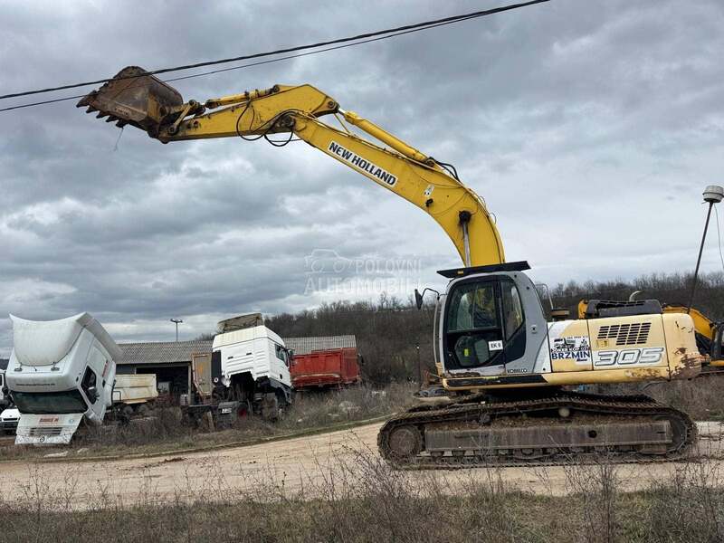 New Holland E305