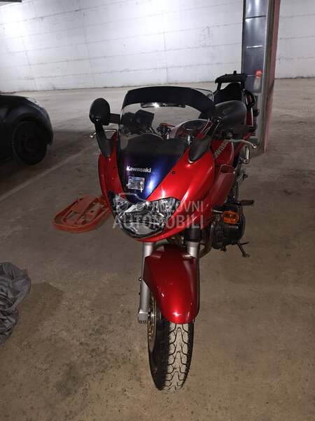 Kawasaki ZR7 S