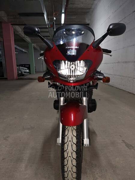 Kawasaki ZR7 S