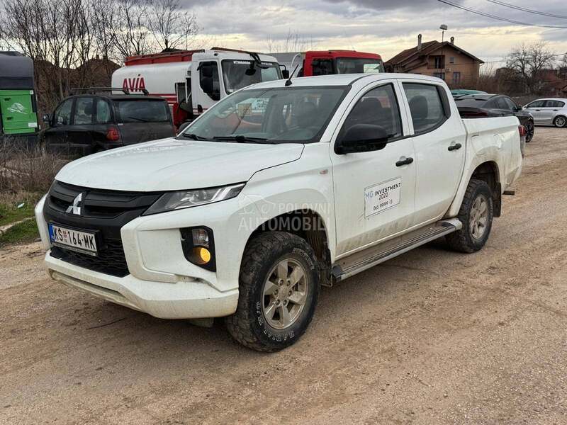 Mitsubishi L200 2.2DC