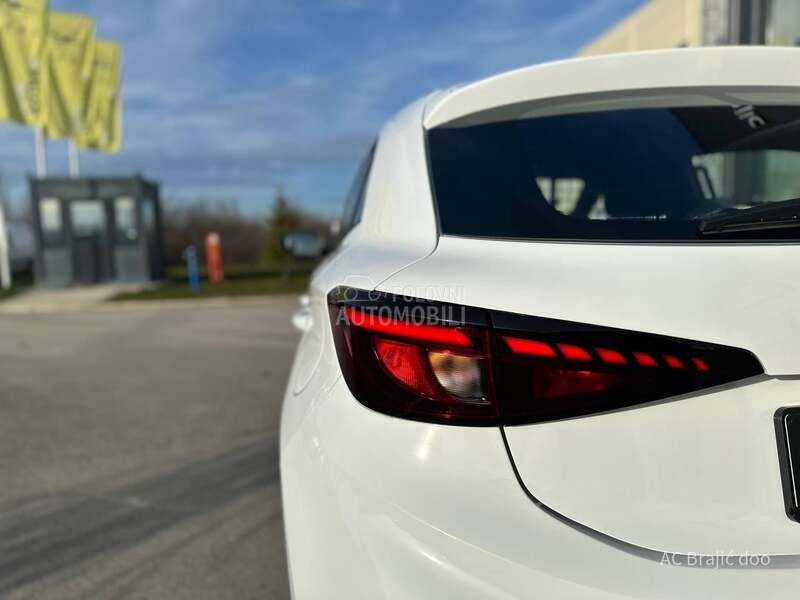 MG MG3 Standard 1.5 MT5 VAN