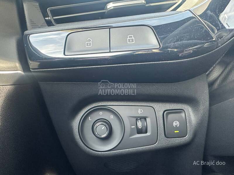 MG MG3 Standard 1.5 MT5 VAN