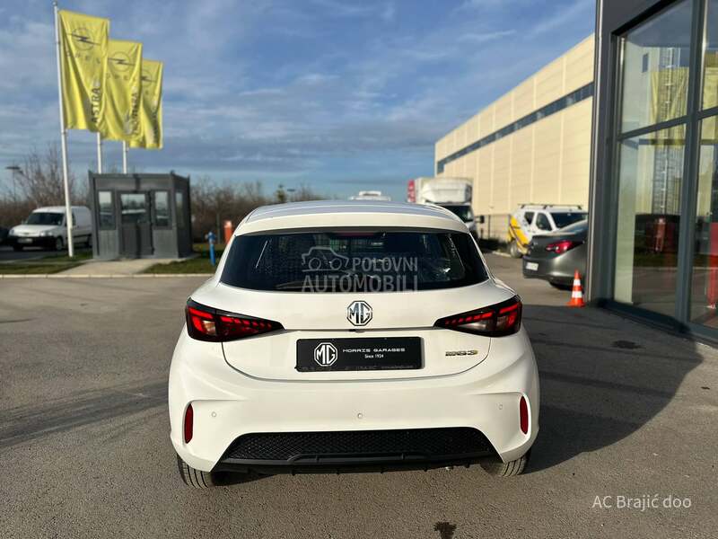 MG MG3 Standard 1.5 MT5 VAN