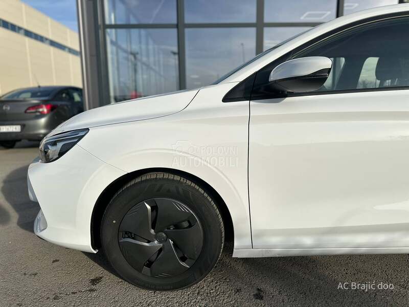 MG MG3 Standard 1.5 MT5 VAN