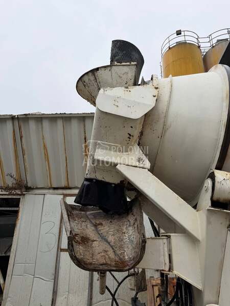 Mercedes Benz Axor 3236 11 m3