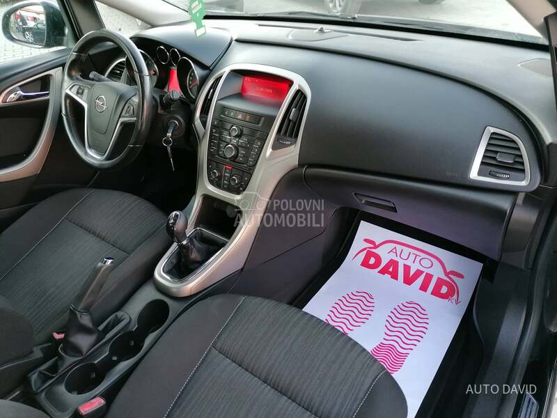 Opel Astra J 1.7 Cdti