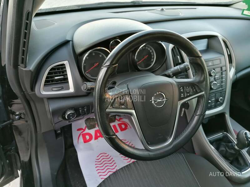 Opel Astra J 1.7 Cdti