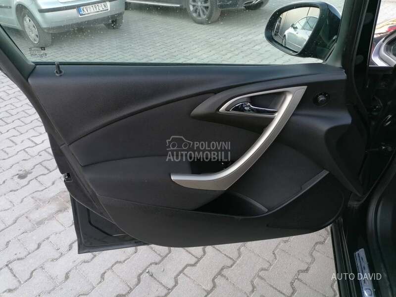 Opel Astra J 1.7 Cdti