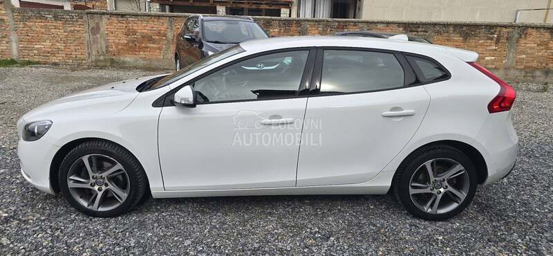 Volvo V40 2.0d