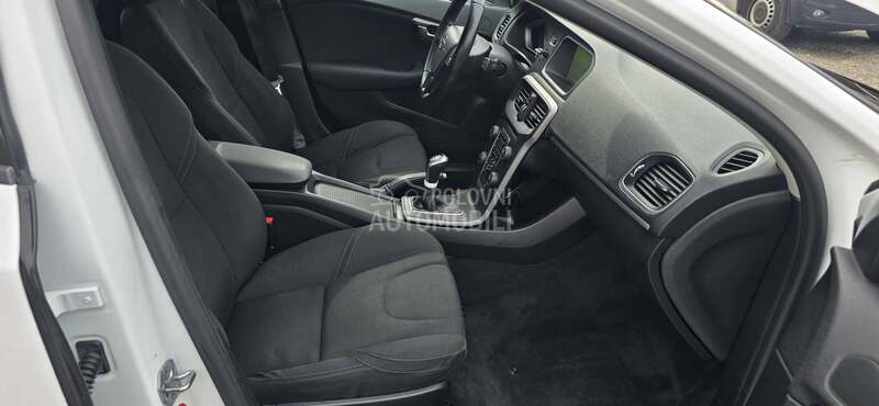 Volvo V40 2.0d