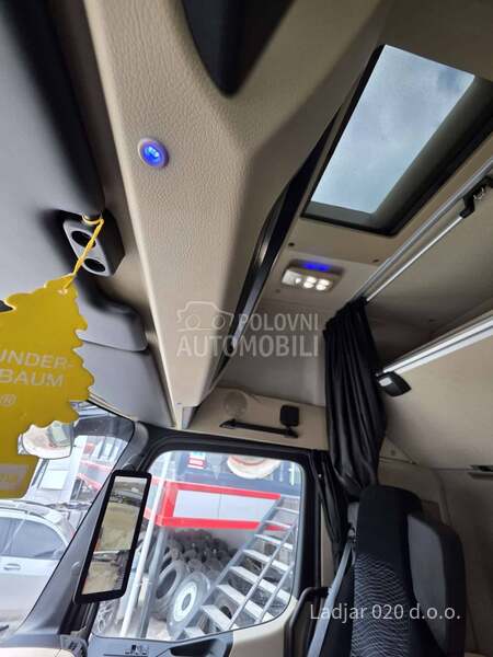 Mercedes Benz Actros 1851