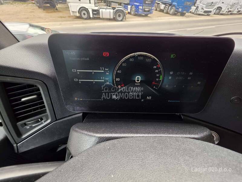 Mercedes Benz Actros 1851