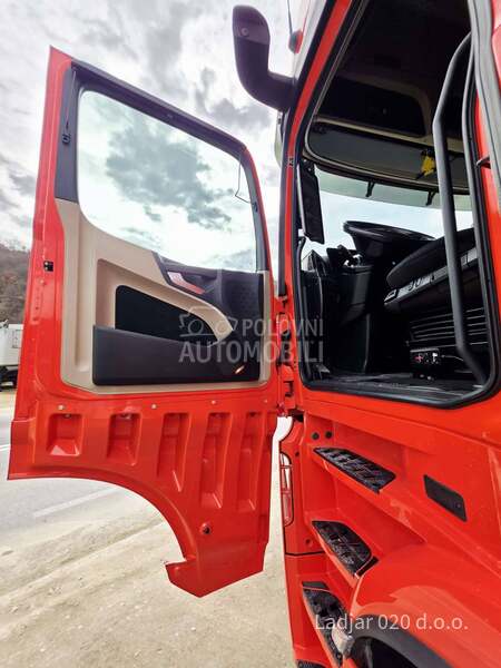 Mercedes Benz Actros 1851