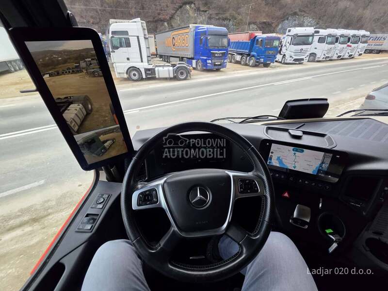 Mercedes Benz Actros 1851