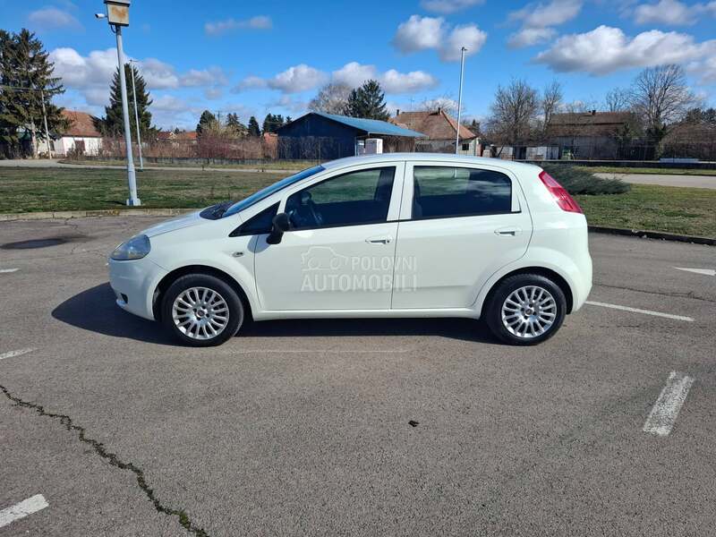 Fiat Punto . 1.2/8V