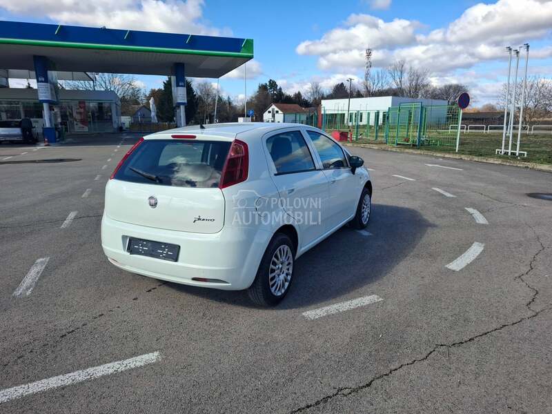 Fiat Punto . 1.2/8V