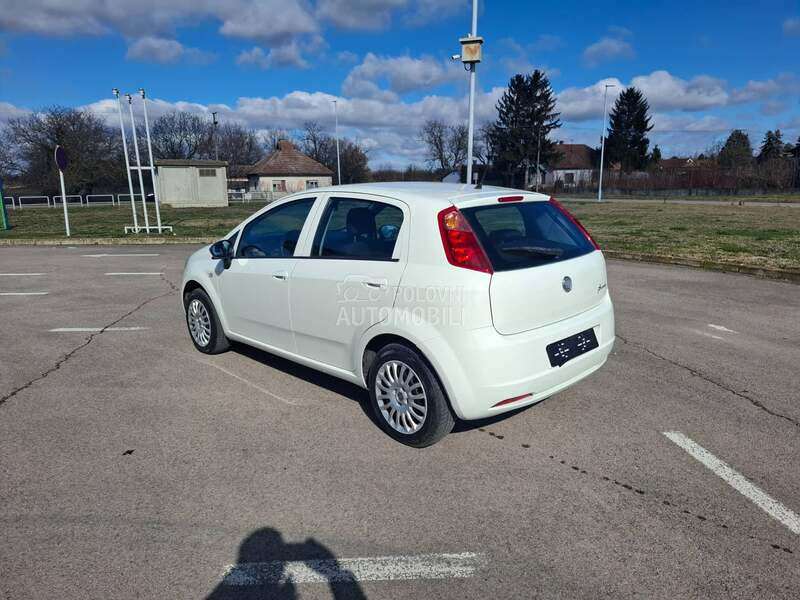 Fiat Punto . 1.2/8V
