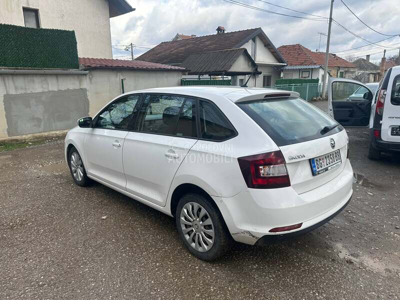 Škoda Rapid 
