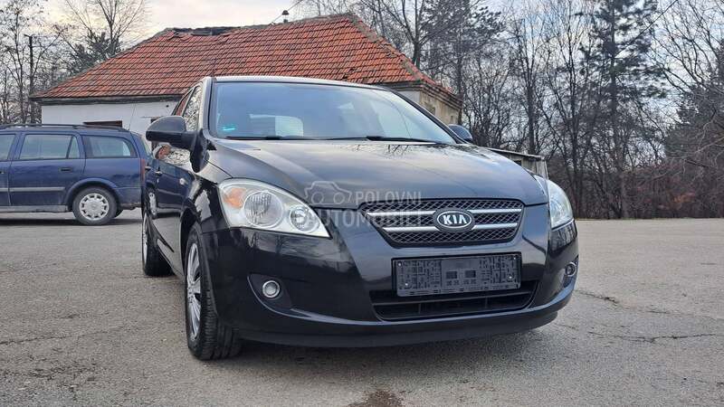Kia cee`d reg 02.27