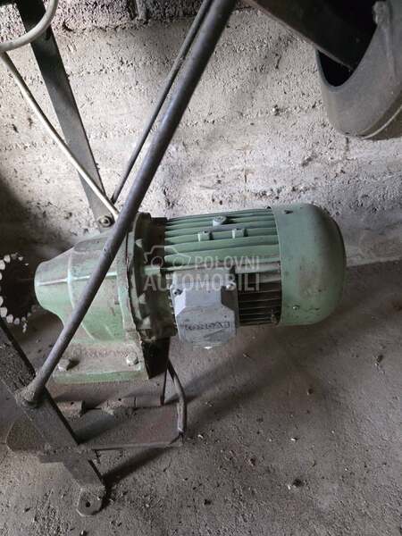 IMT Lemind132veliki,trijar...