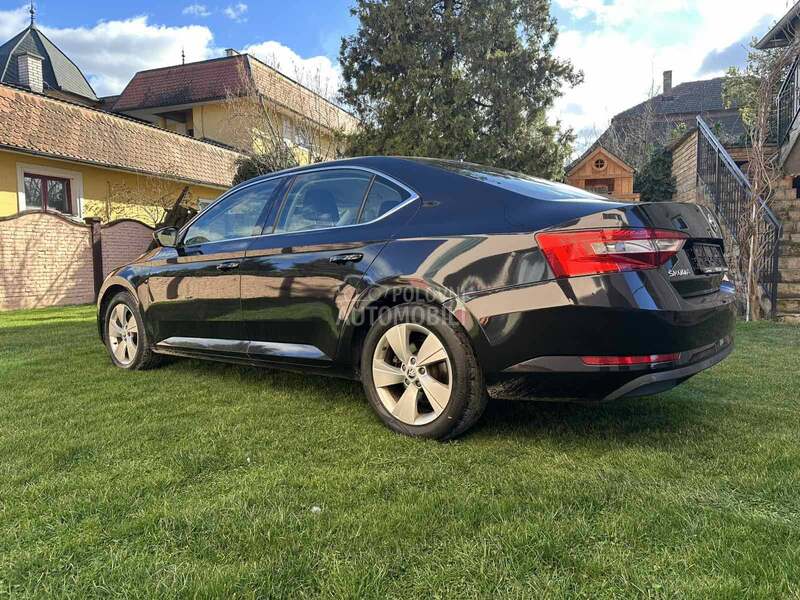 Škoda Superb 2.0 DSG
