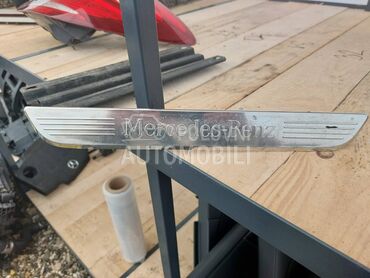 lajsne na pragovima za Mercedes Benz C Klasa od 2014. do 2020. god.