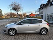 Opel Astra J 1.4 TURBO