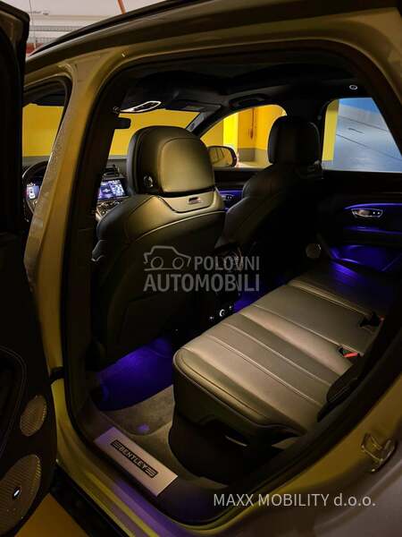 Bentley Bentayga 