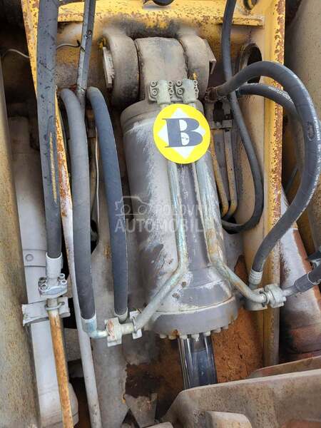 Nagibni cilindar za Volvo L150, L150C