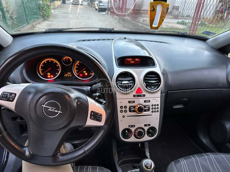Opel Corsa D 