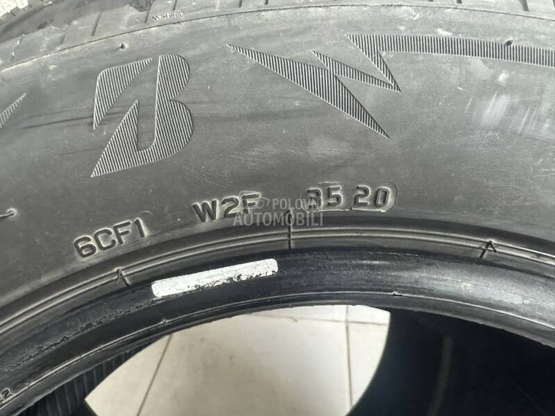 Bridgestone 215/60 R16 Zimska