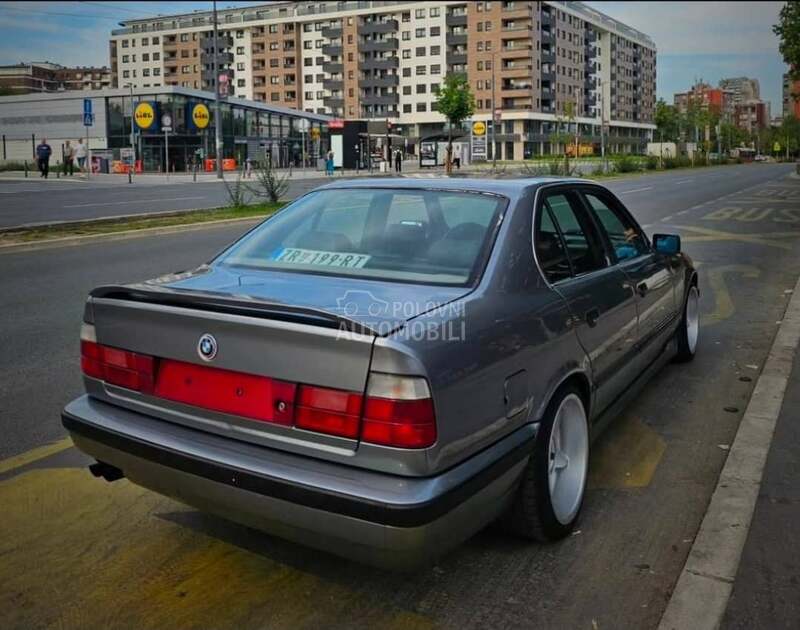 BMW 520 