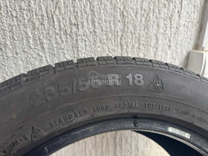 Continental 235/55 R18 Zimska