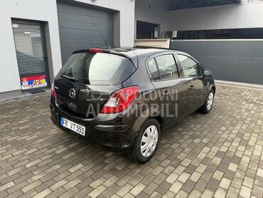 Desno stop svetlo za Opel Corsa D od 2006. do 2012. god.