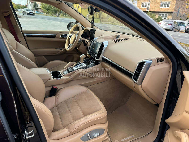 Porsche Cayenne 