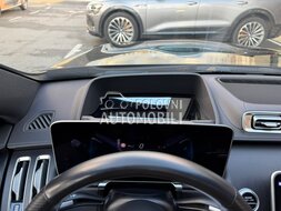 Mercedes Benz S 63 AMG E Performance slika 40